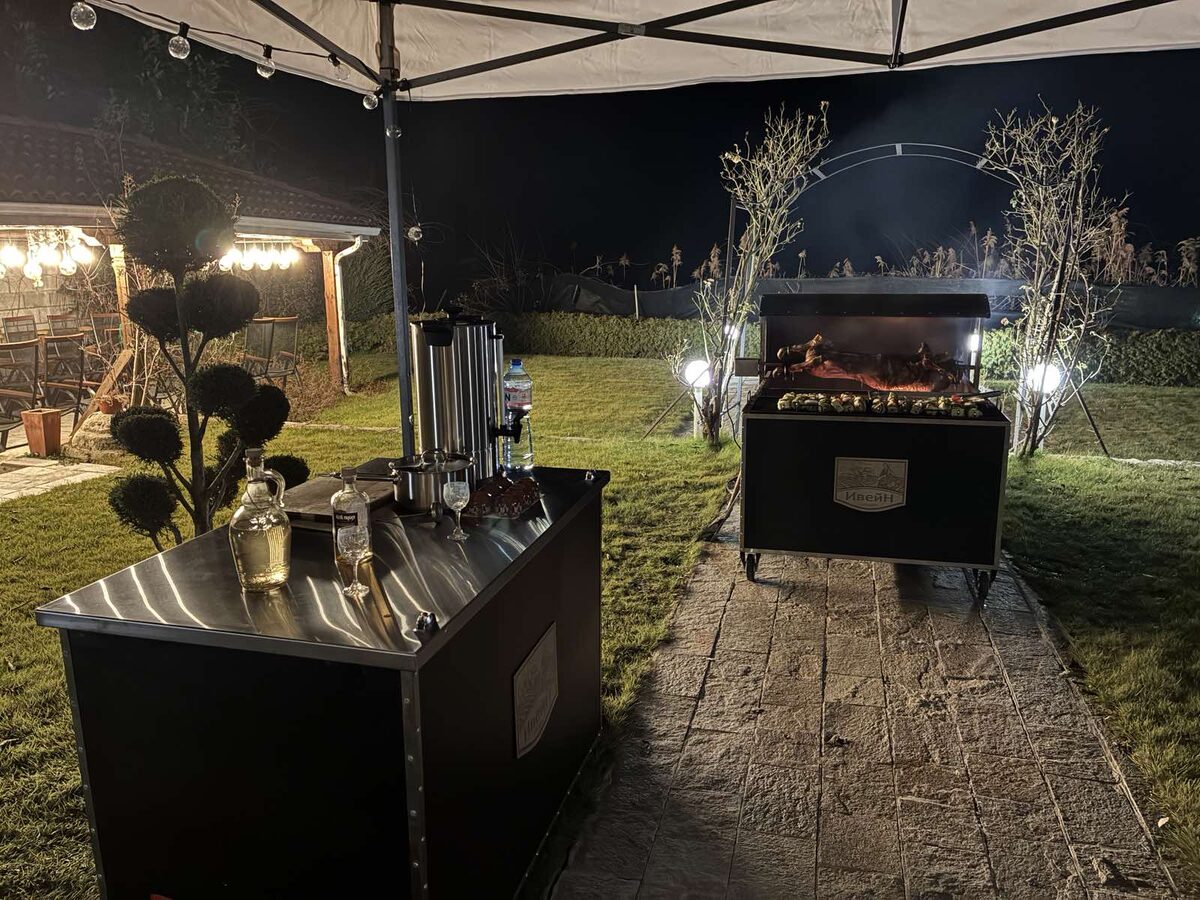 Вечерно кетъринг събитие с готвене на живо